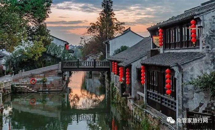 汽车玻璃有一层模糊的东西能不能去除？游戏画面